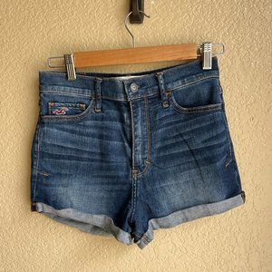 Hollister Jean Short Size 3 ~ 26